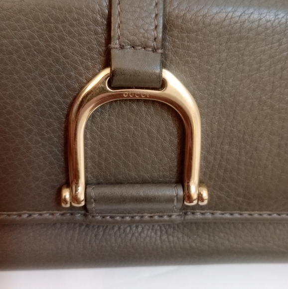 Gucci Abbey Vintage Authentic Long Wallet - Picture 14 of 16